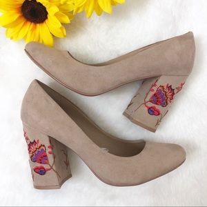 Restricted Flower Embroidered Heels